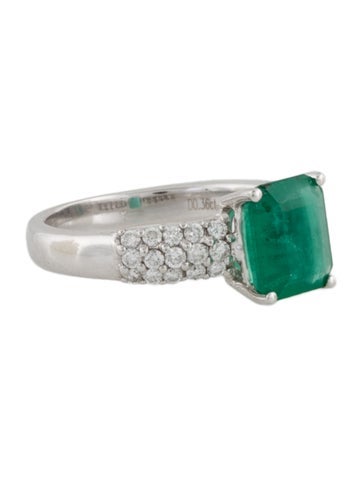 Ring Cocktail 18K Emerald & Diamond 6.25