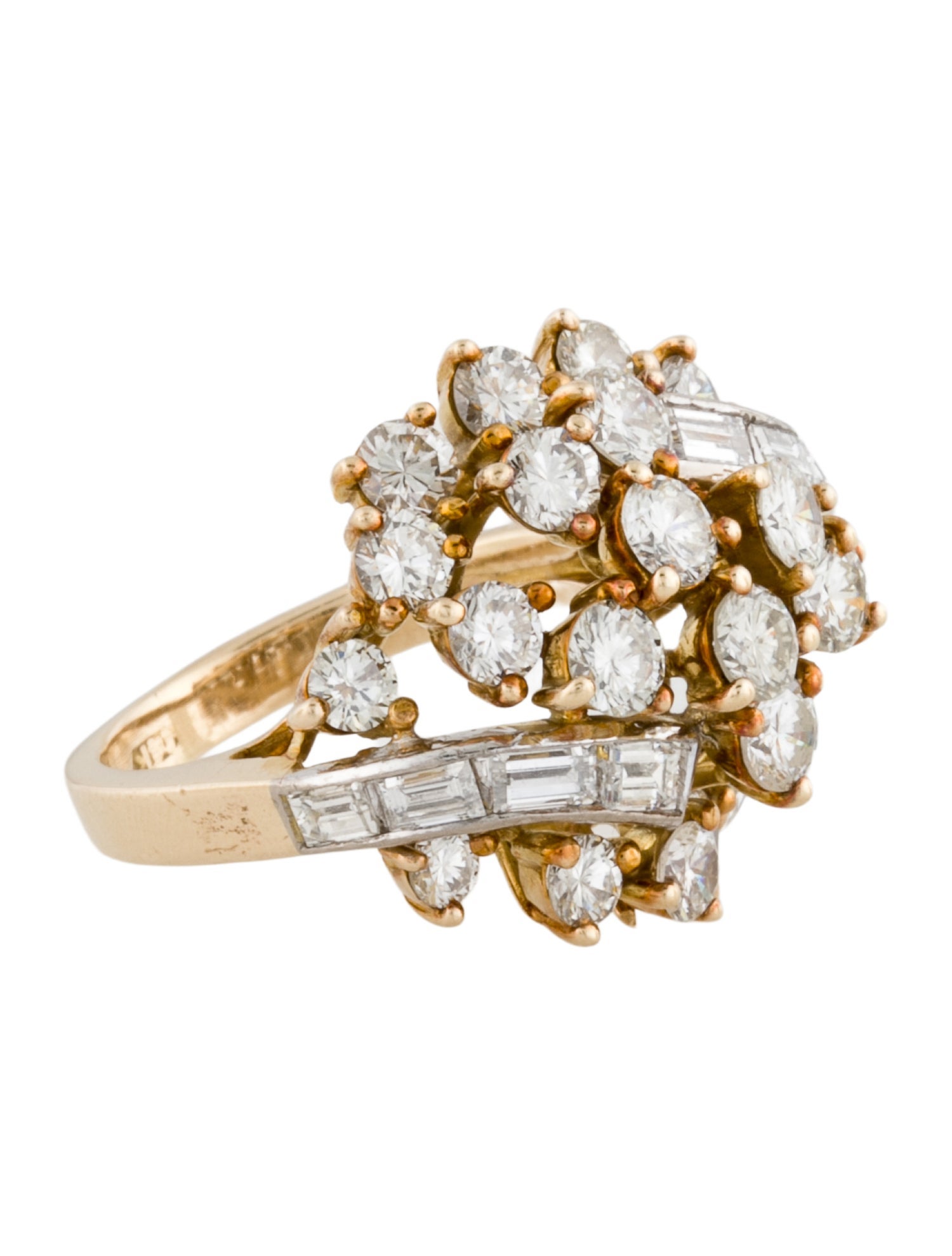 Ring 14K 3.43ctw Diamond Cluster