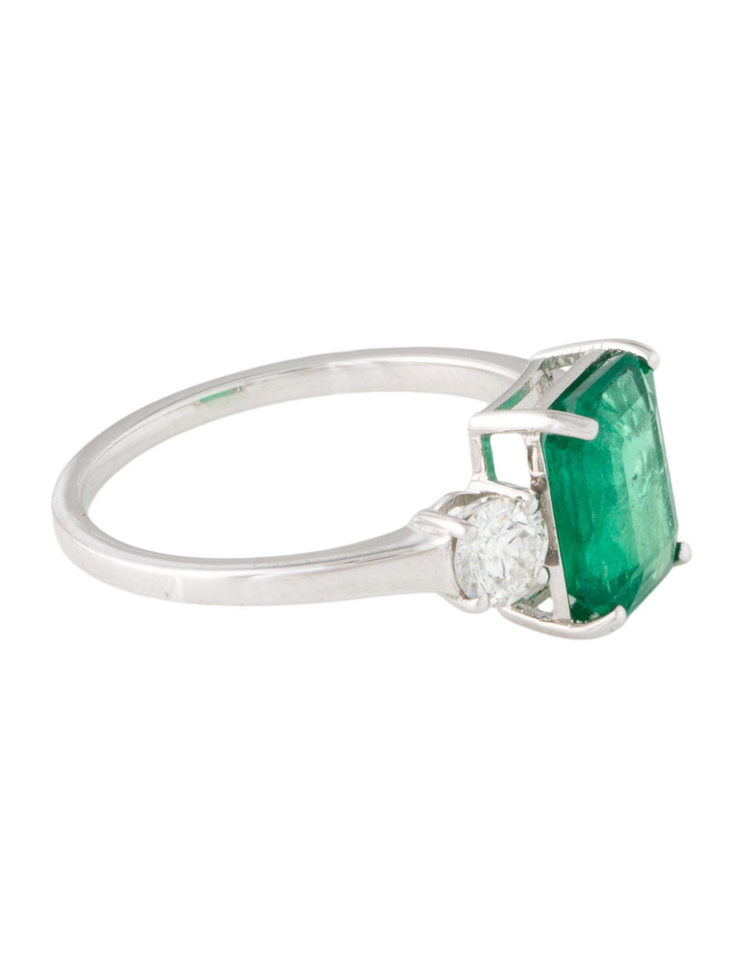 Ring 18K 1.88ct Emerald & Diamond Cocktail Ring