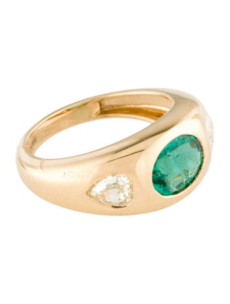 Ring 18K 1.31ct Emerald & Diamond Band