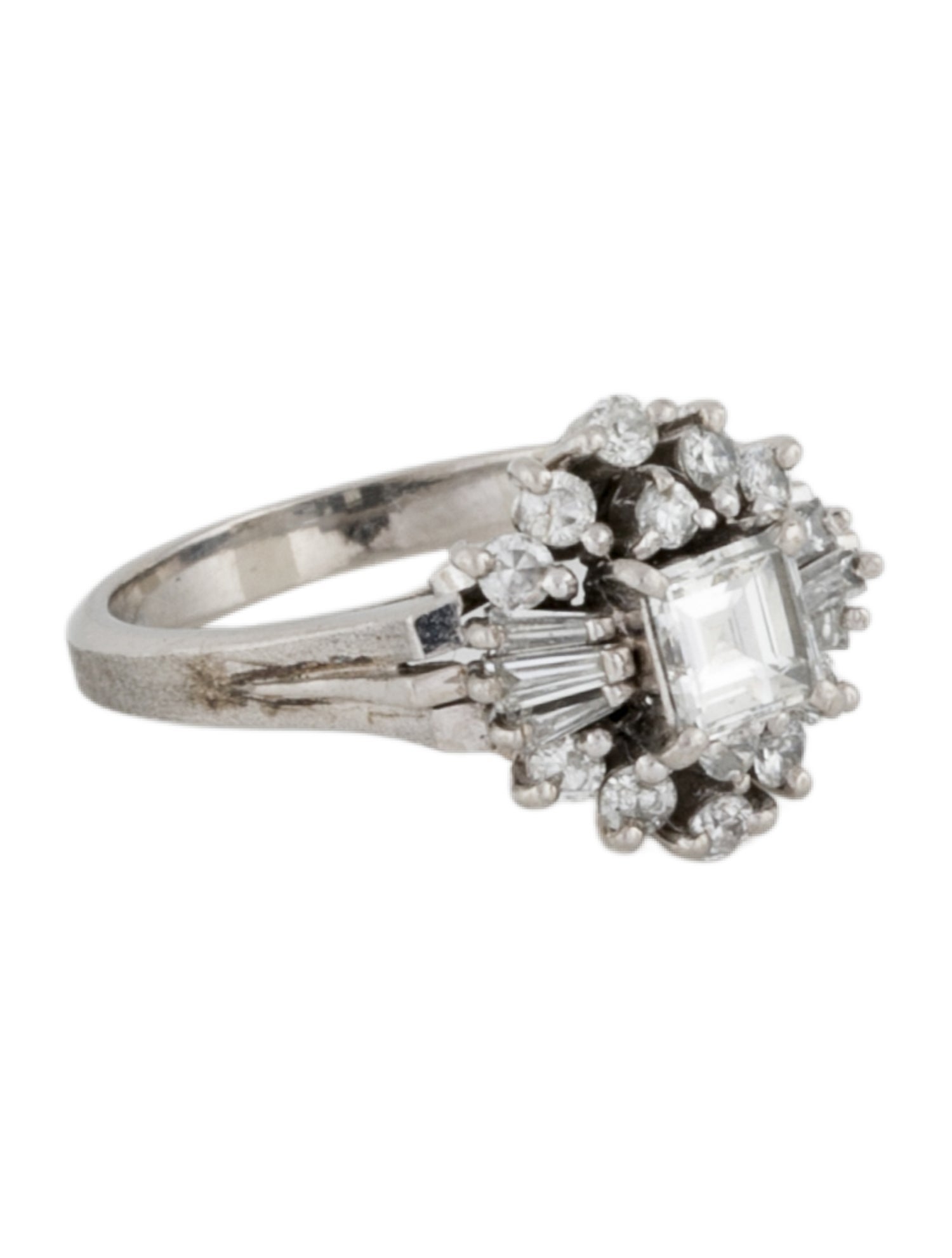 Ring Platinum Diamond Cocktail Ring