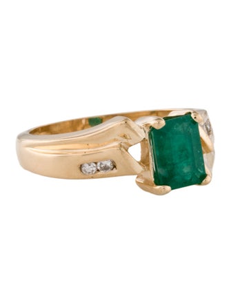 Ring 14K Emerald & Diamond Cocktail Ring