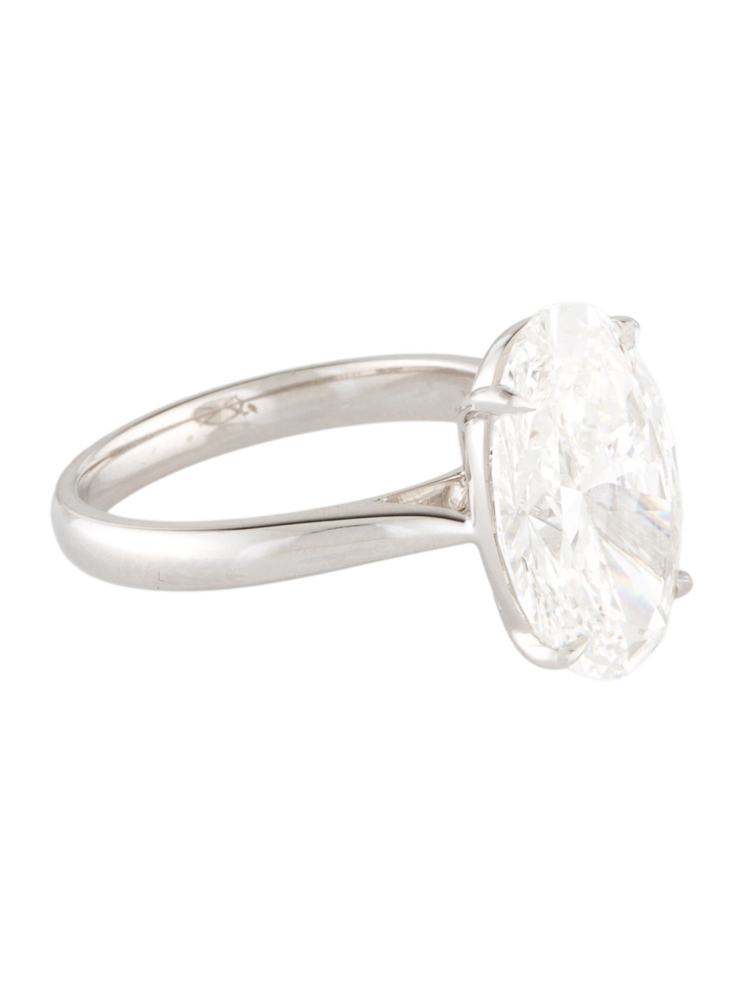 Ring 18K 6.02ct Lab-Grown Engagement Solitaire
