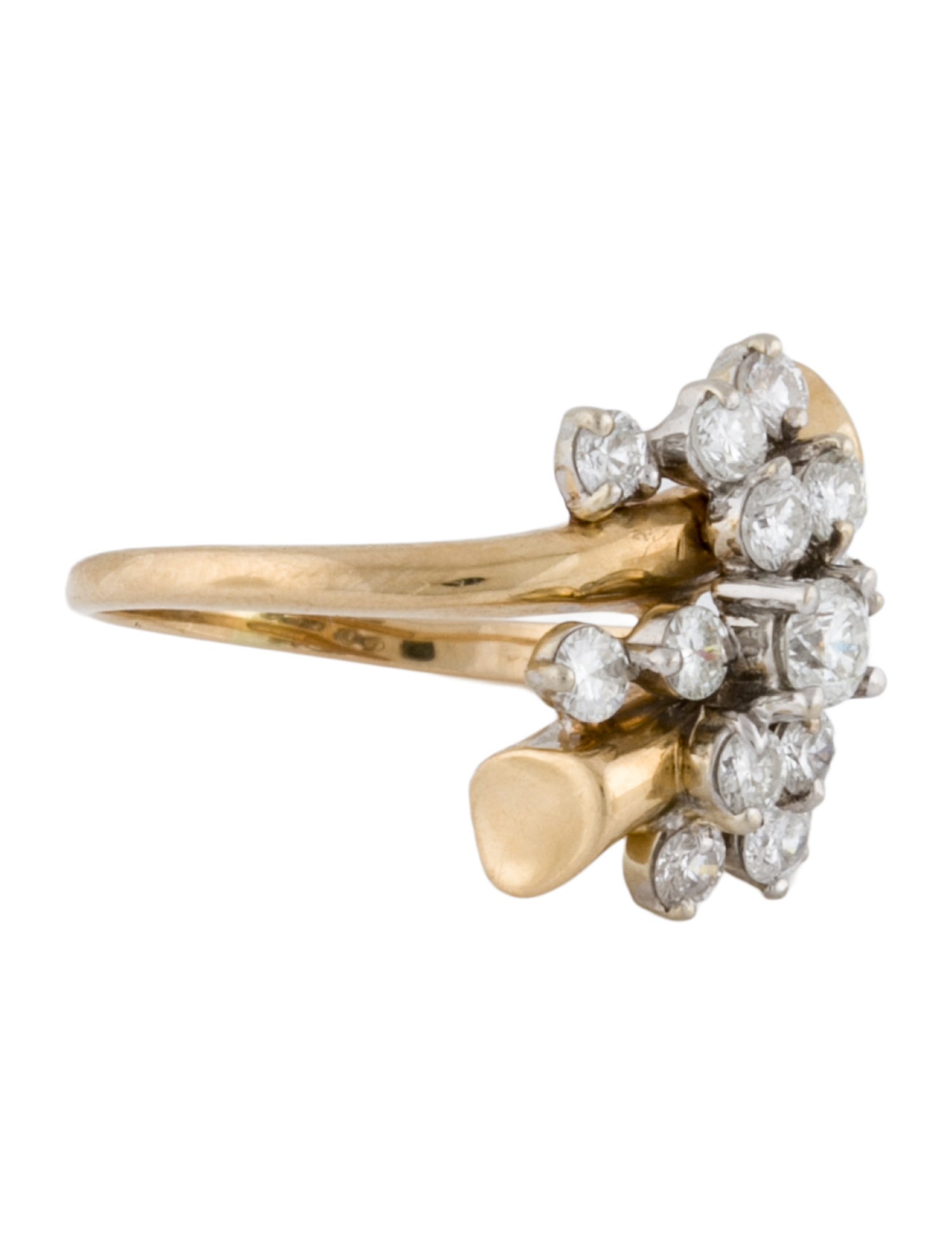 Ring 14K Diamond Cluster Bypass Cocktail