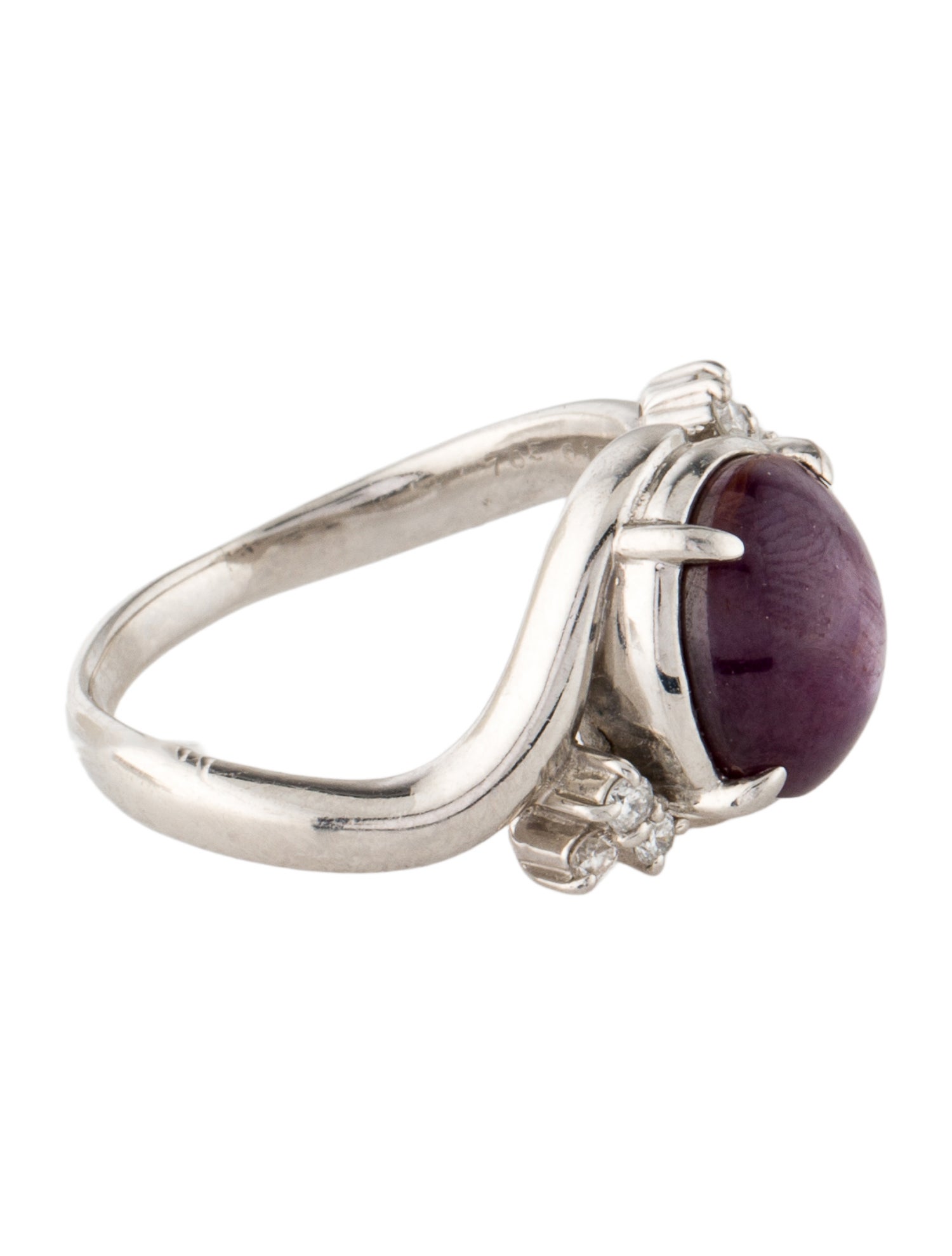 Ring Platinum Star Ruby & Diamond Cocktail Ring