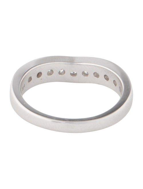 Ring 14K Diamond Curved Band