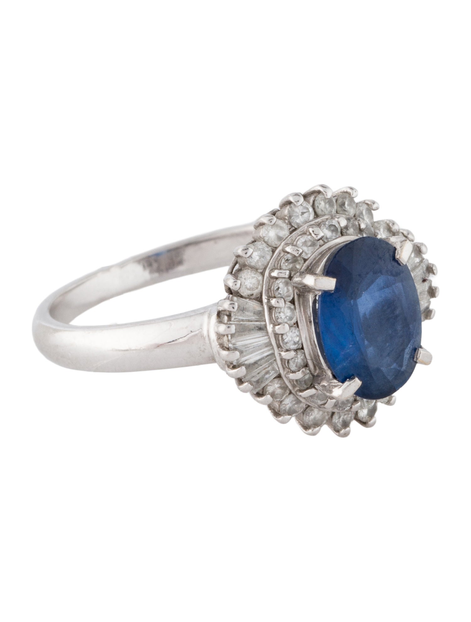 Ring Platinum 1.74ct Sapphire & Diamond Cocktail Ring