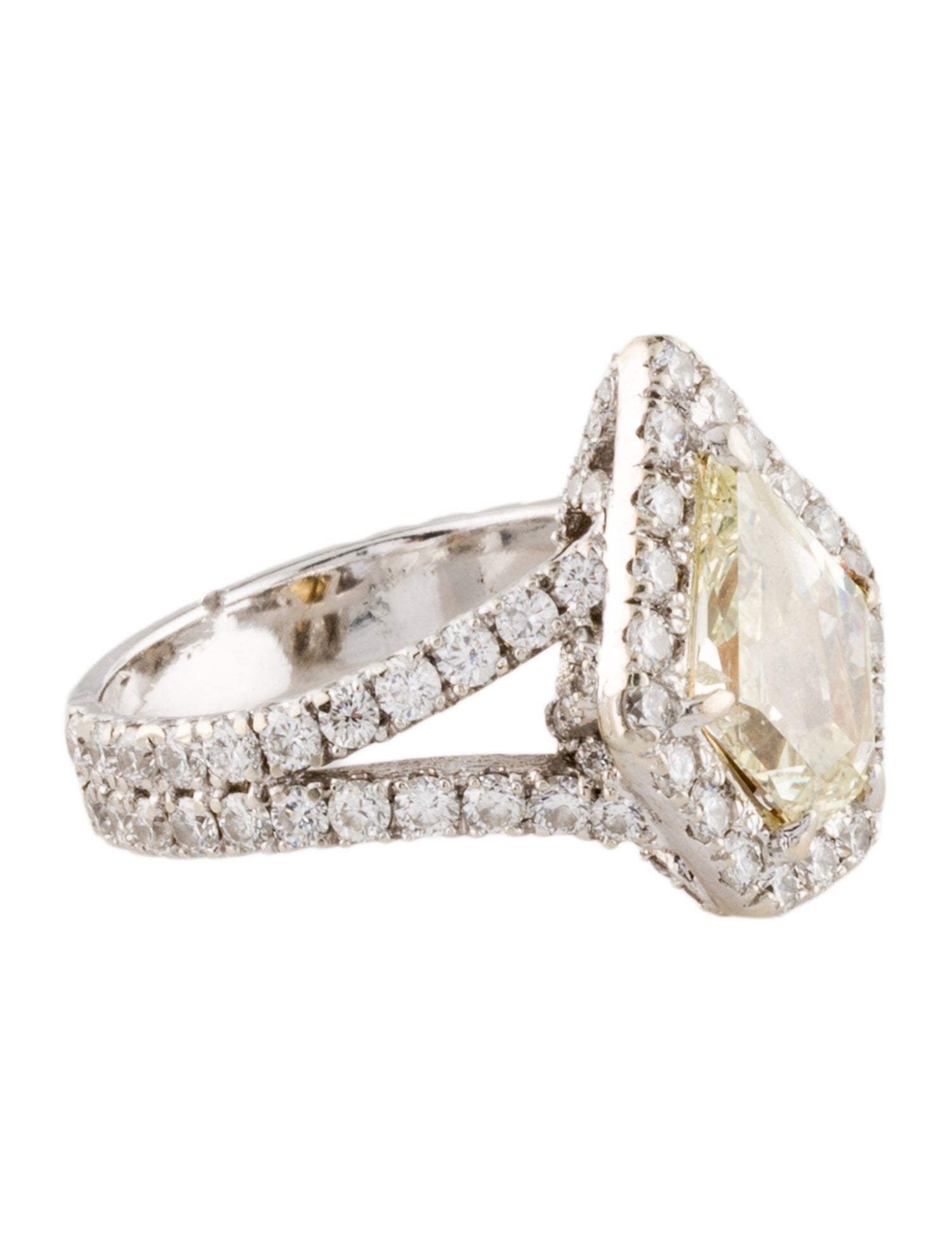 Ring 14K Diamond Cocktail Ring