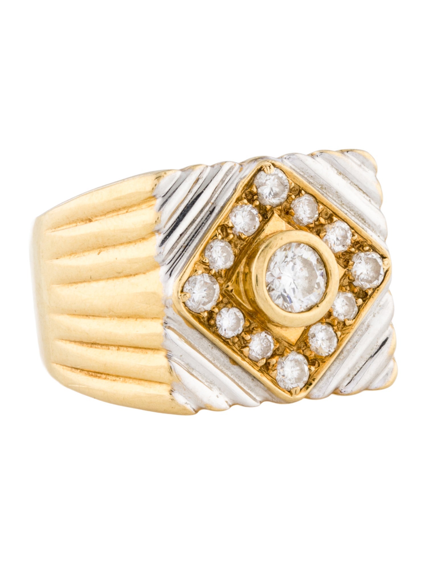 Ring 18K Diamond Cocktail