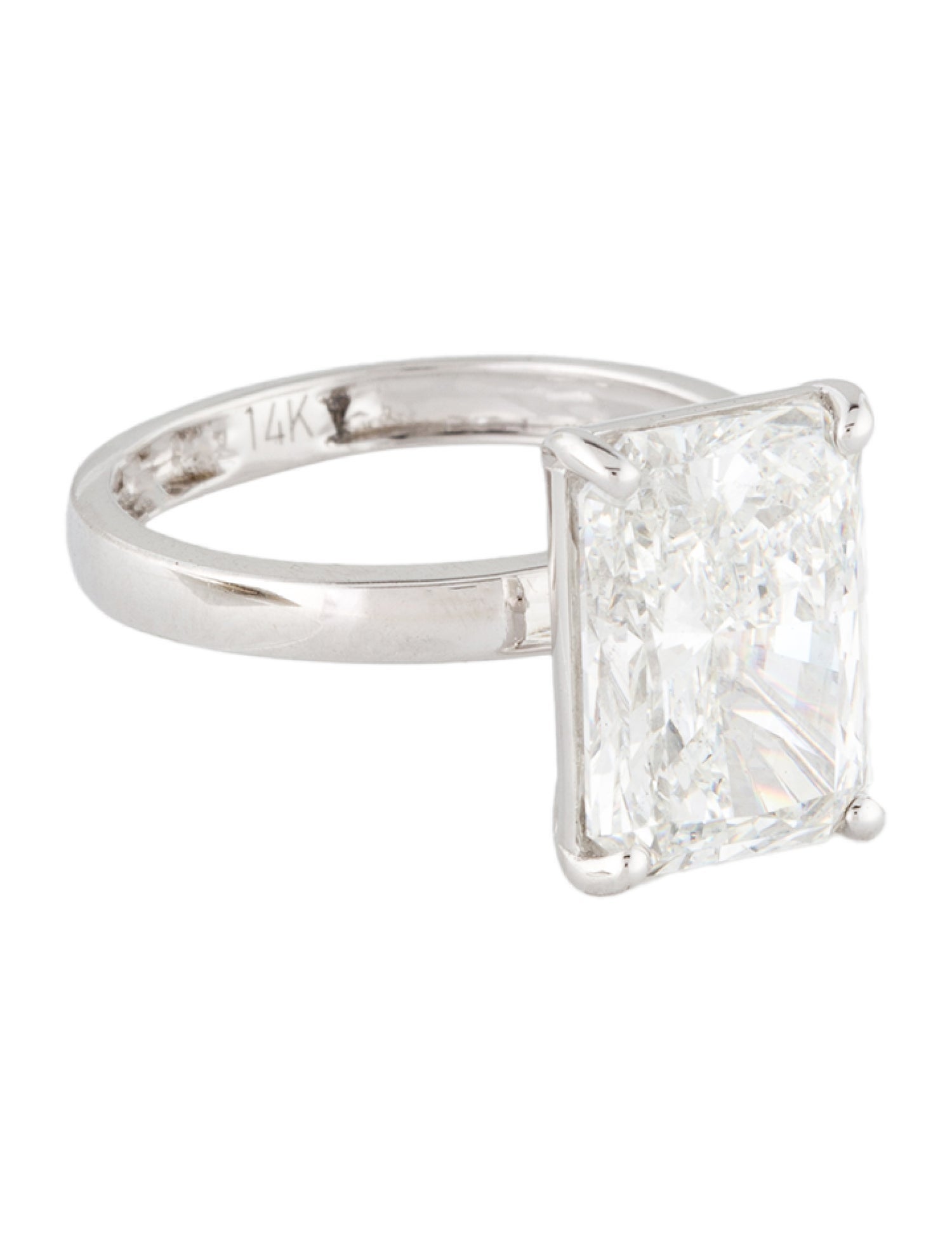 Ring 5.39ct Lab-Grown Diamond Engagement Ring