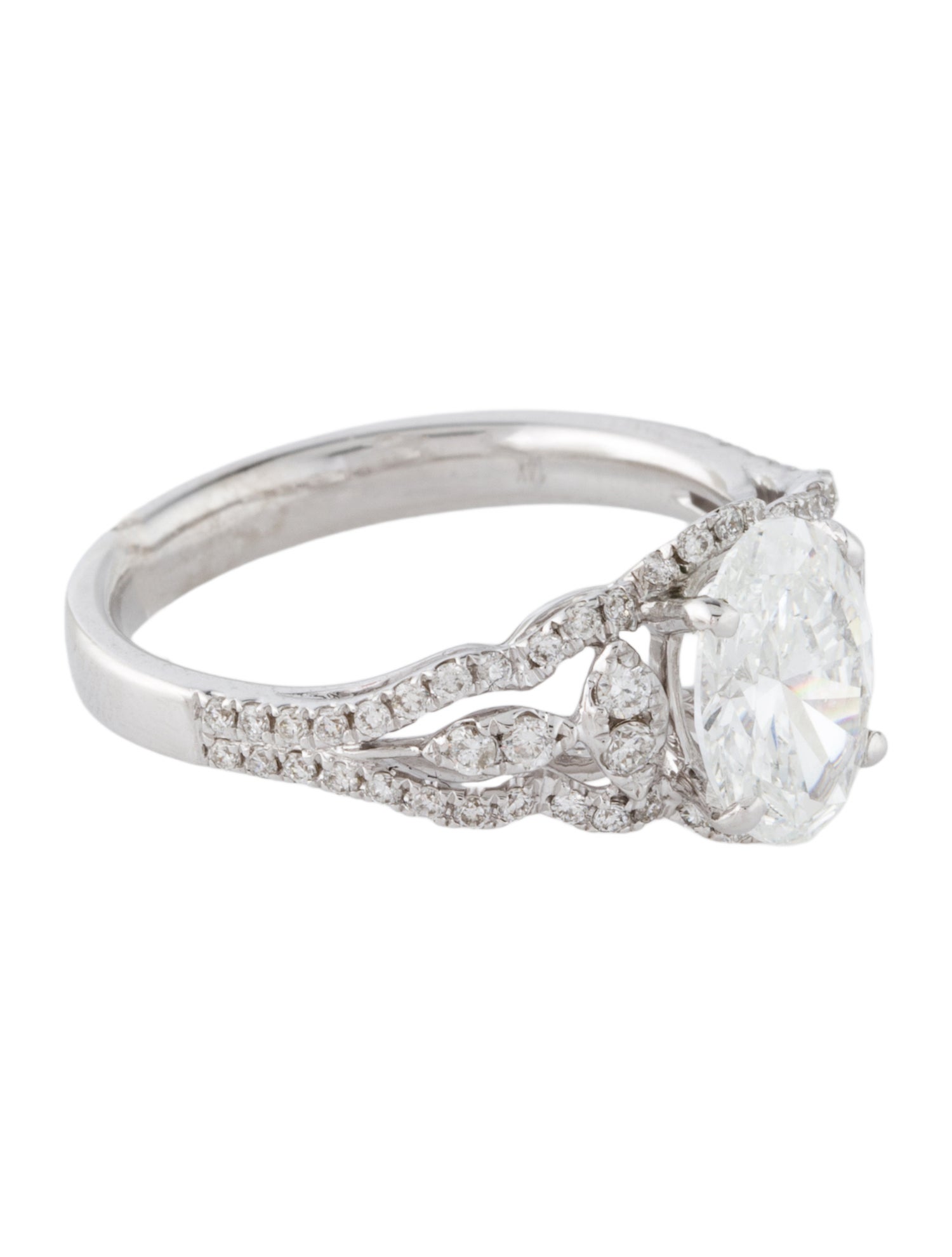 Ring 1.54ct Lab-Grown Diamond Engagement