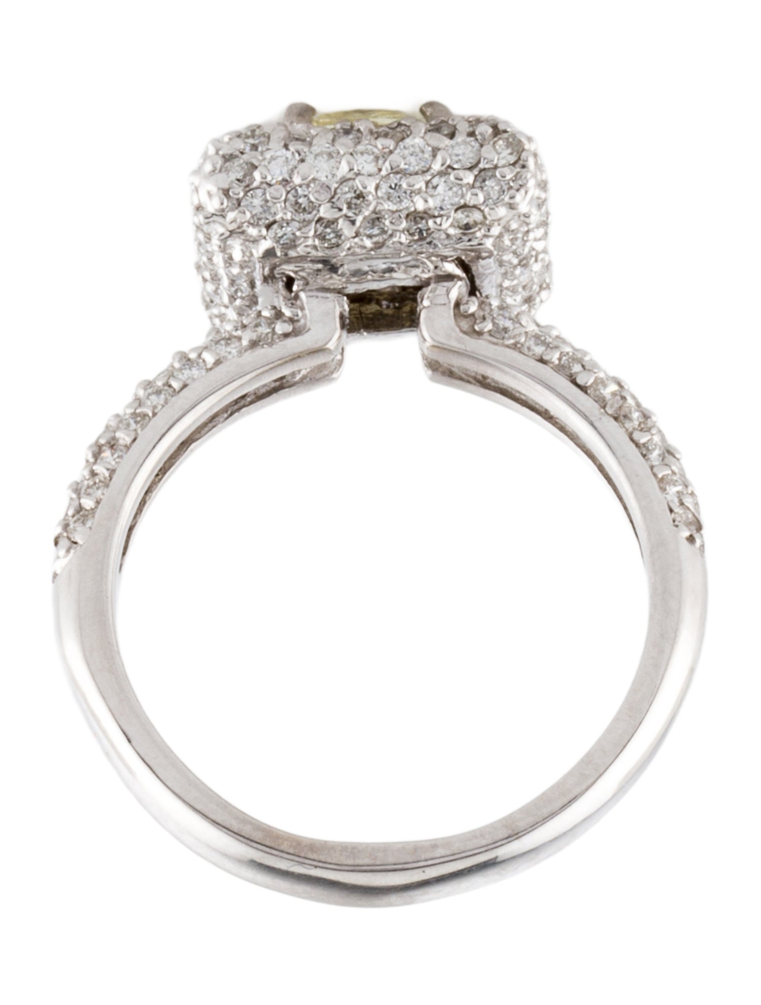 Ring 18K 1.82ctw Diamond Cocktail Ring