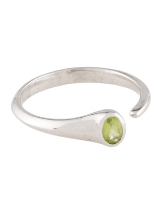 Ring 10K Peridot Band