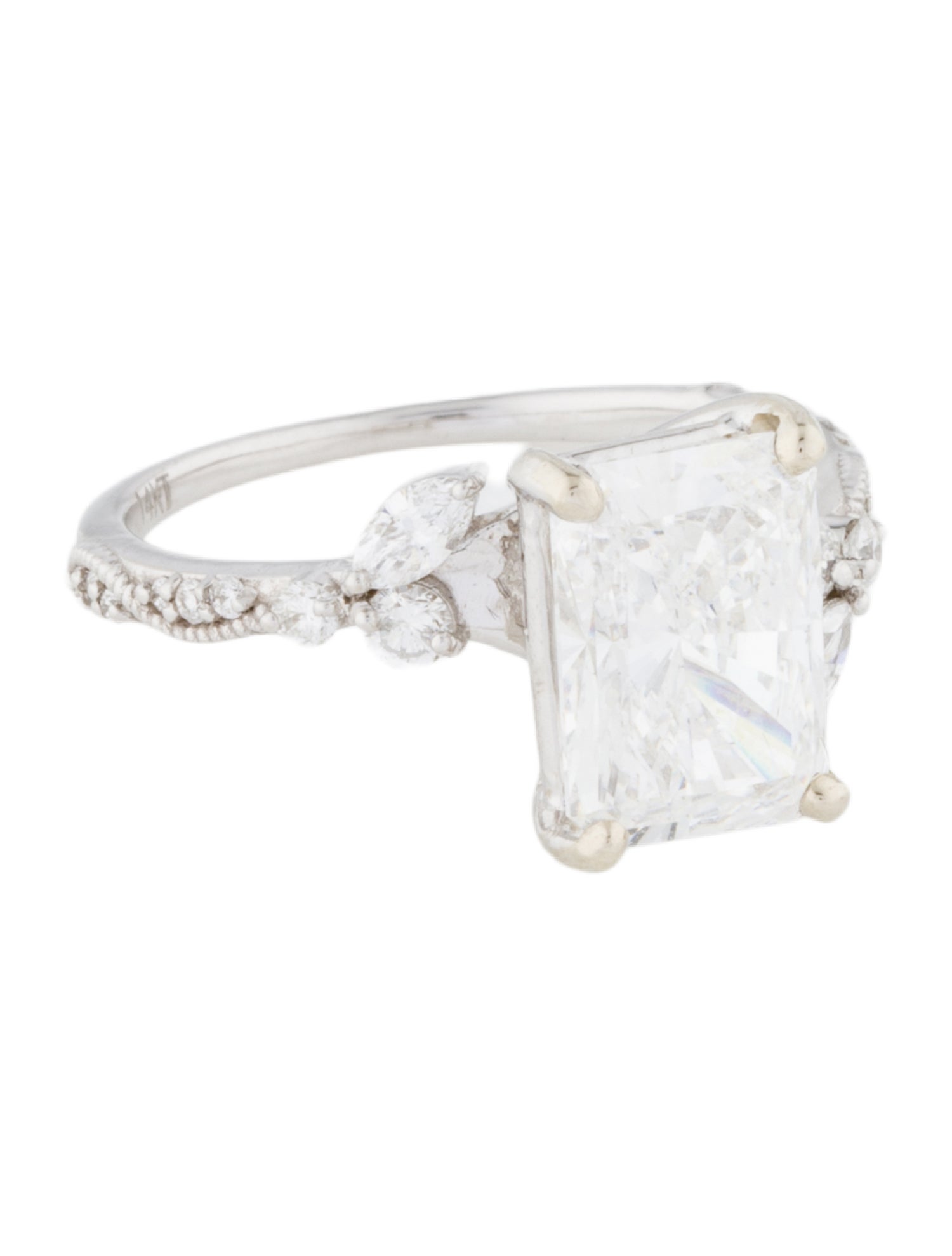 Ring 14K 3.10ct Lab-Grown Diamond Engagement