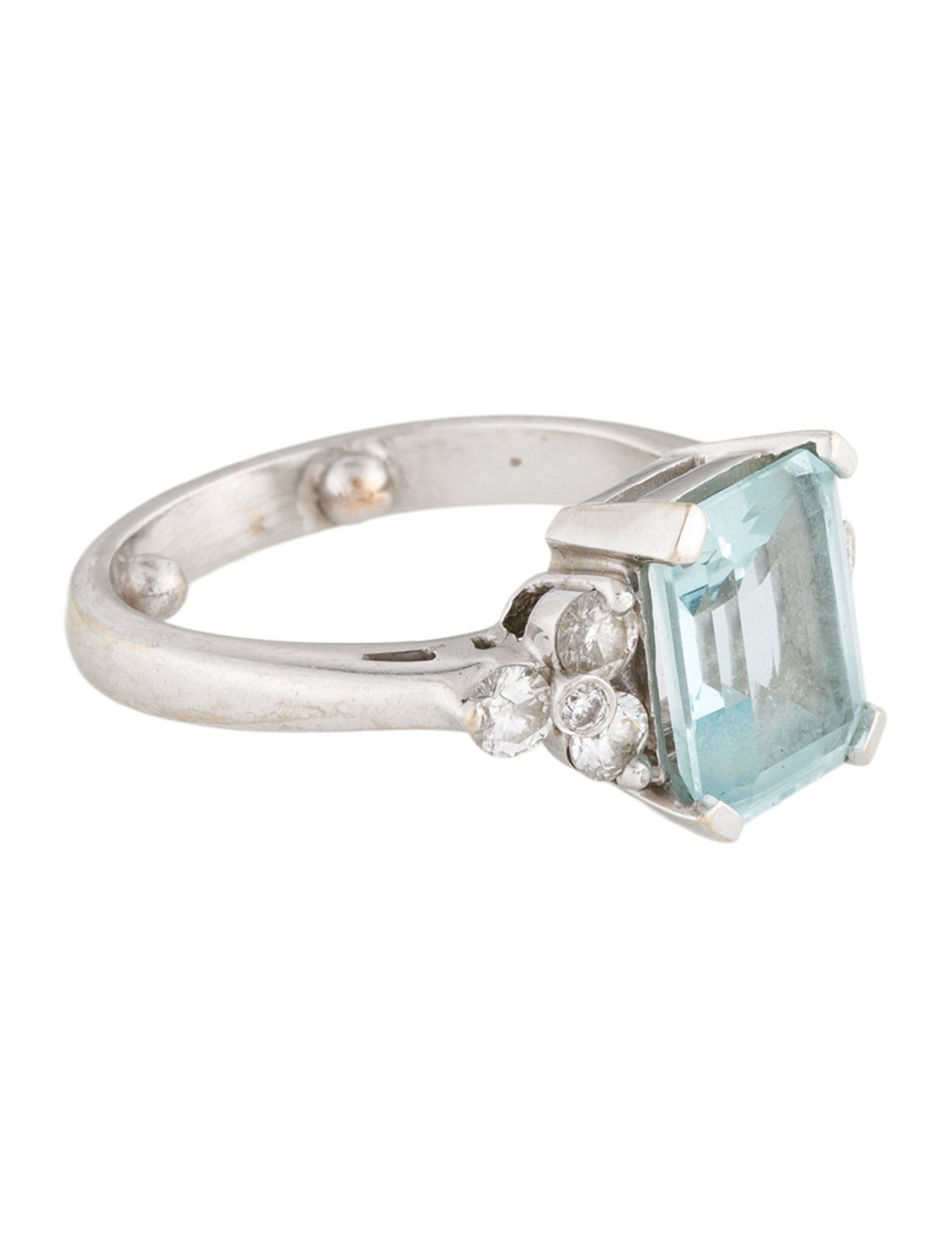 Ring 14K 2.07ct Aquamarine & Diamond Cocktail Ring