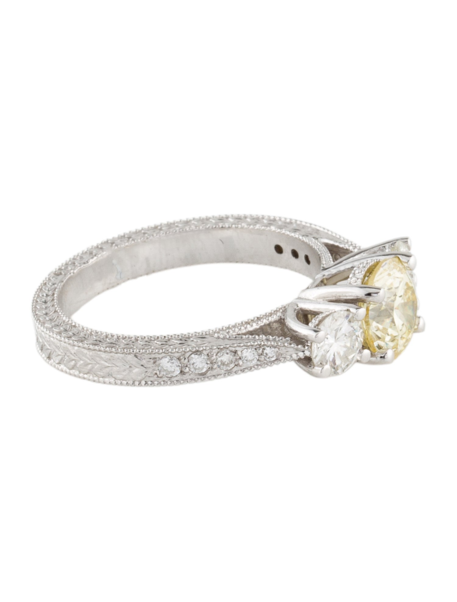 Ring 14K 1.67ctw Diamond Three-Stone Cocktail Ring