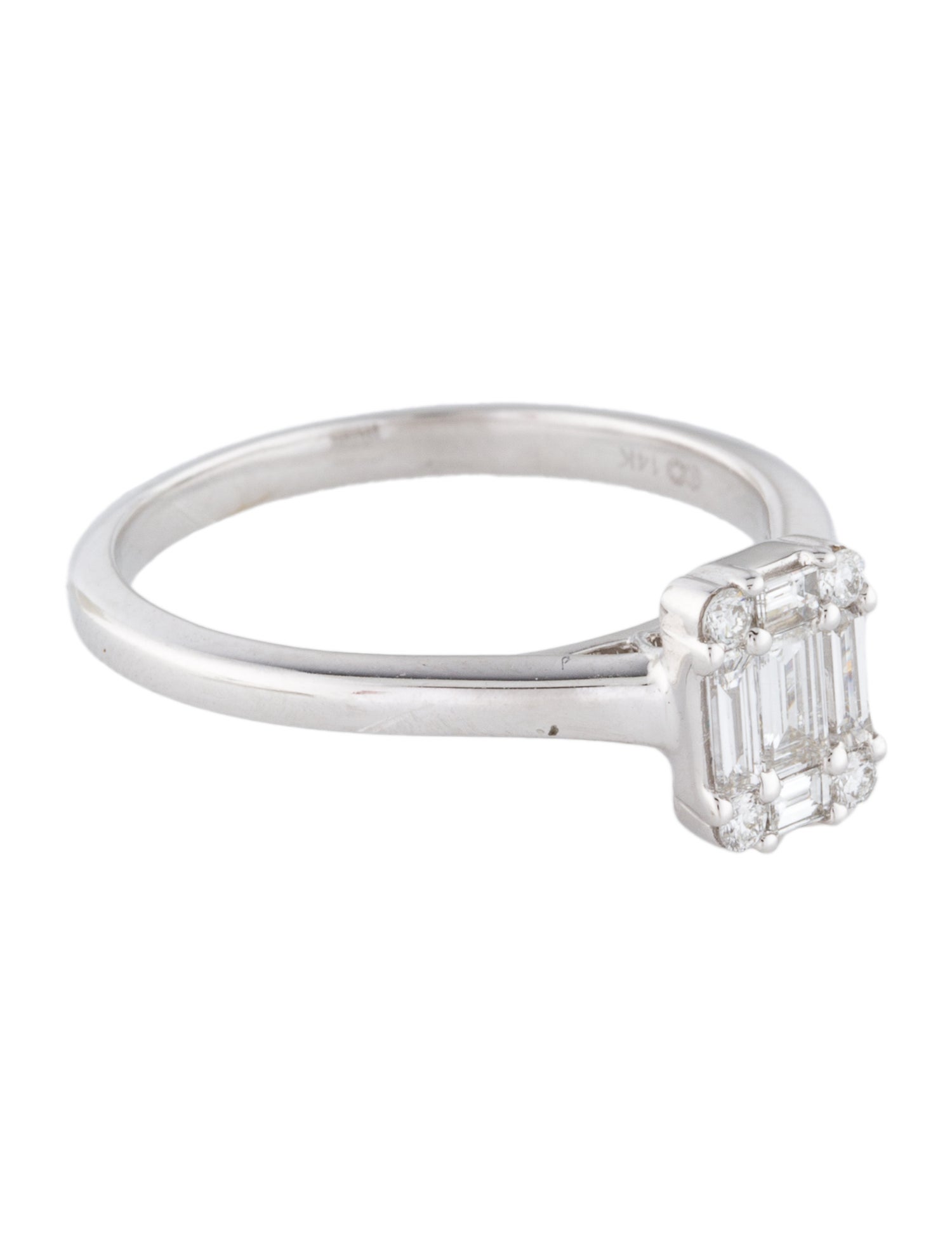 Ring 14K Diamond Cluster Cocktail Ring