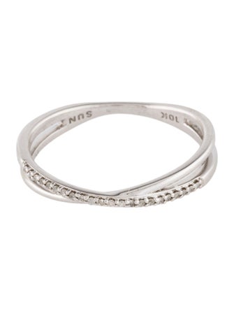 Ring 10K Diamond Crossover Band