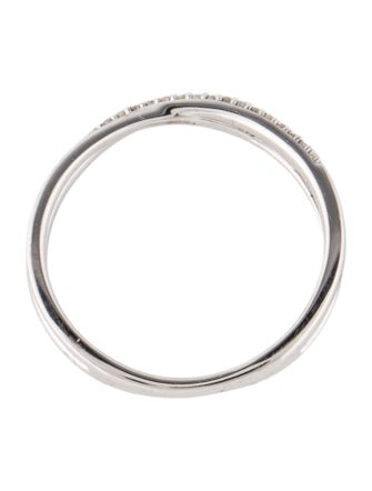 Ring 10K Diamond Crossover Band