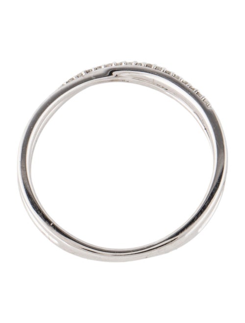 Ring 10K Diamond Crossover Band