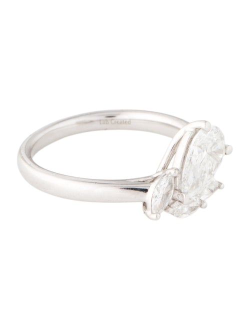 Ring 1.01ct Lab-Grown Diamond Engagement Ring