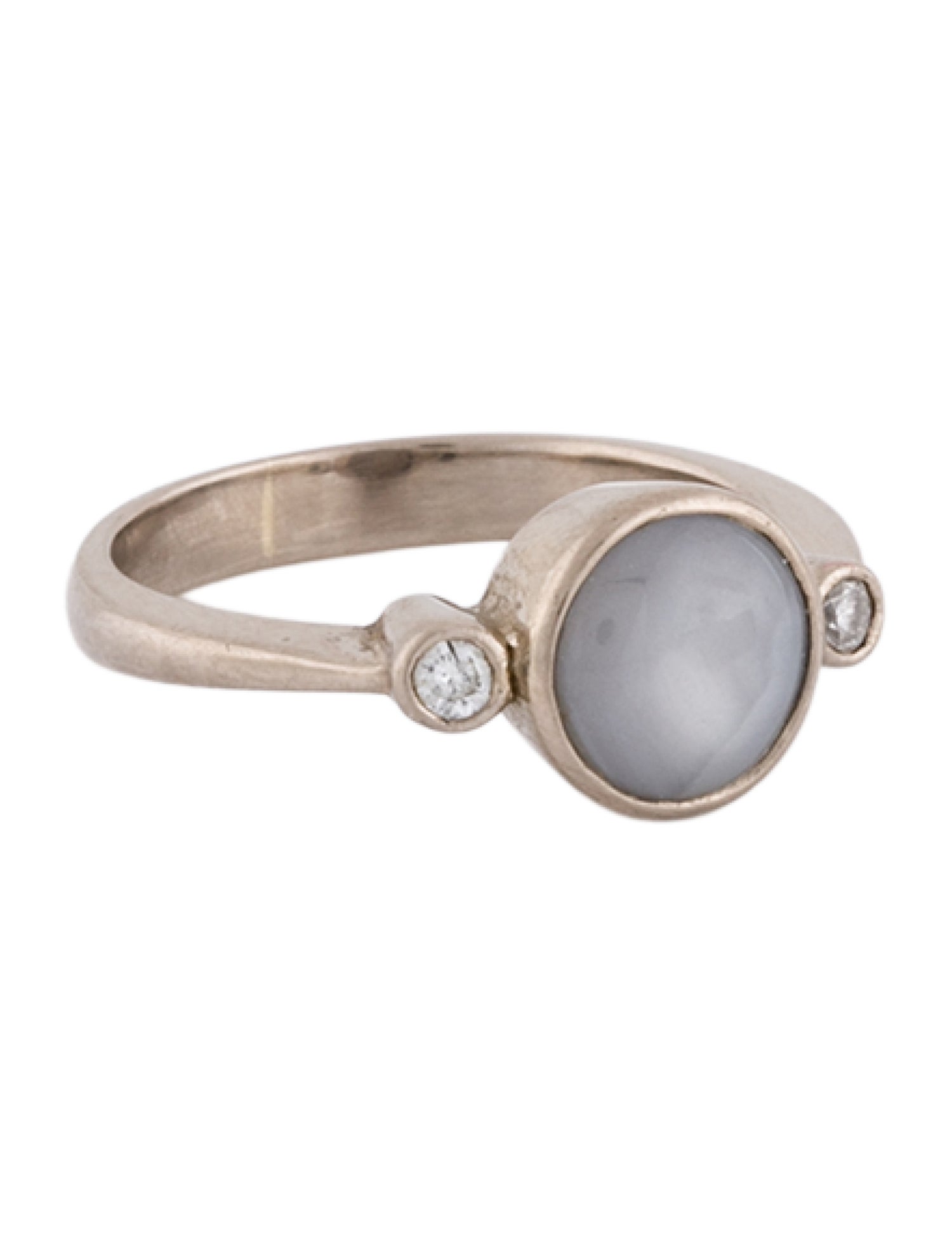 Ring 18K 2.55ct Star Sapphire & Diamond Ring