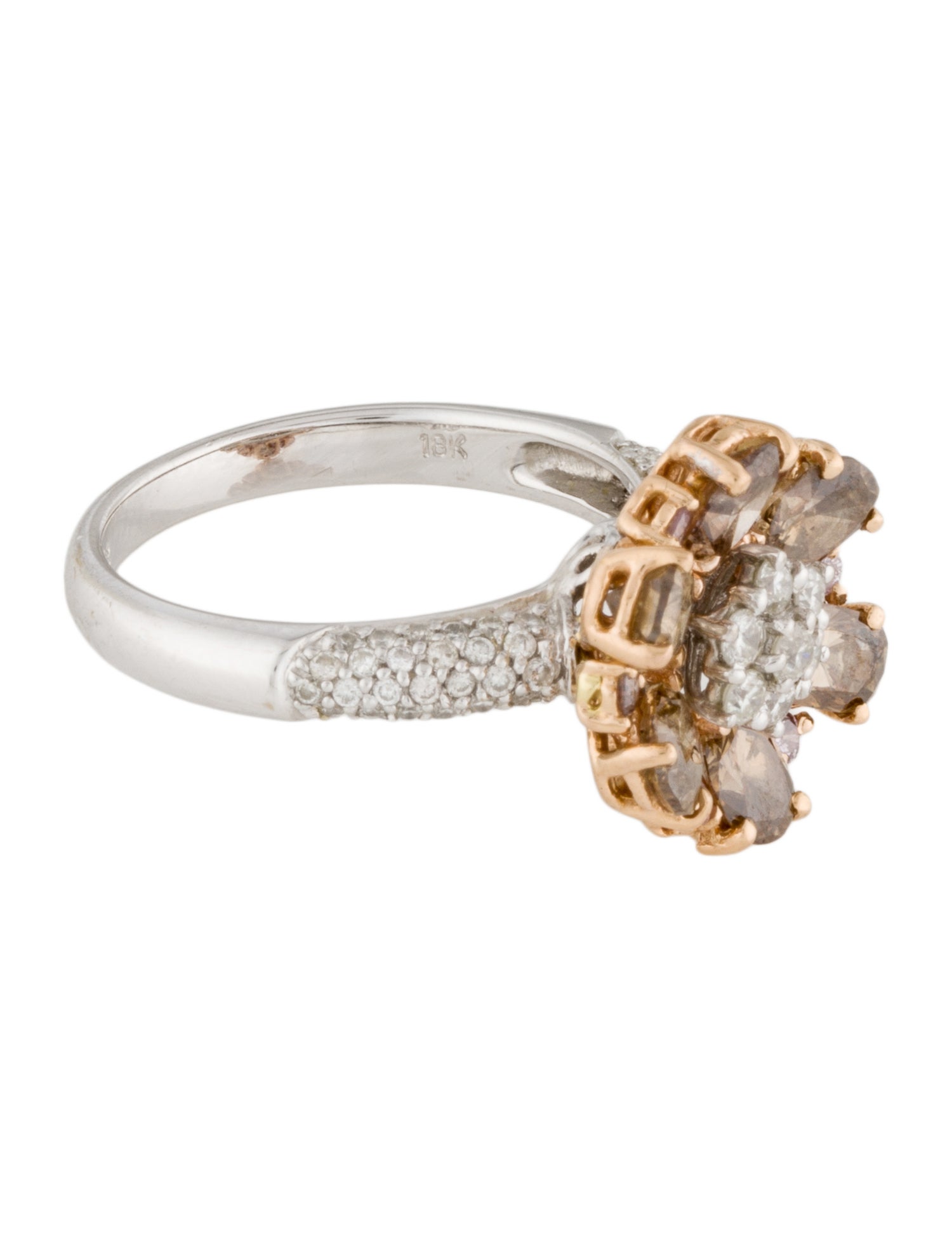 Ring 18K 1.80ctw Diamond Cocktail Ring