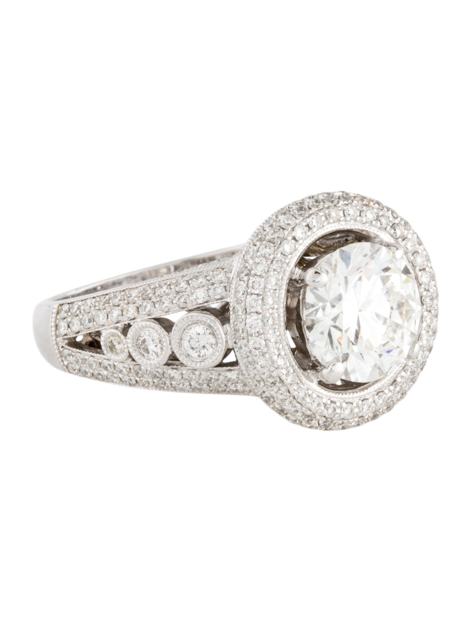 Ring 2.05ct Lab-Grown Diamond Engagement