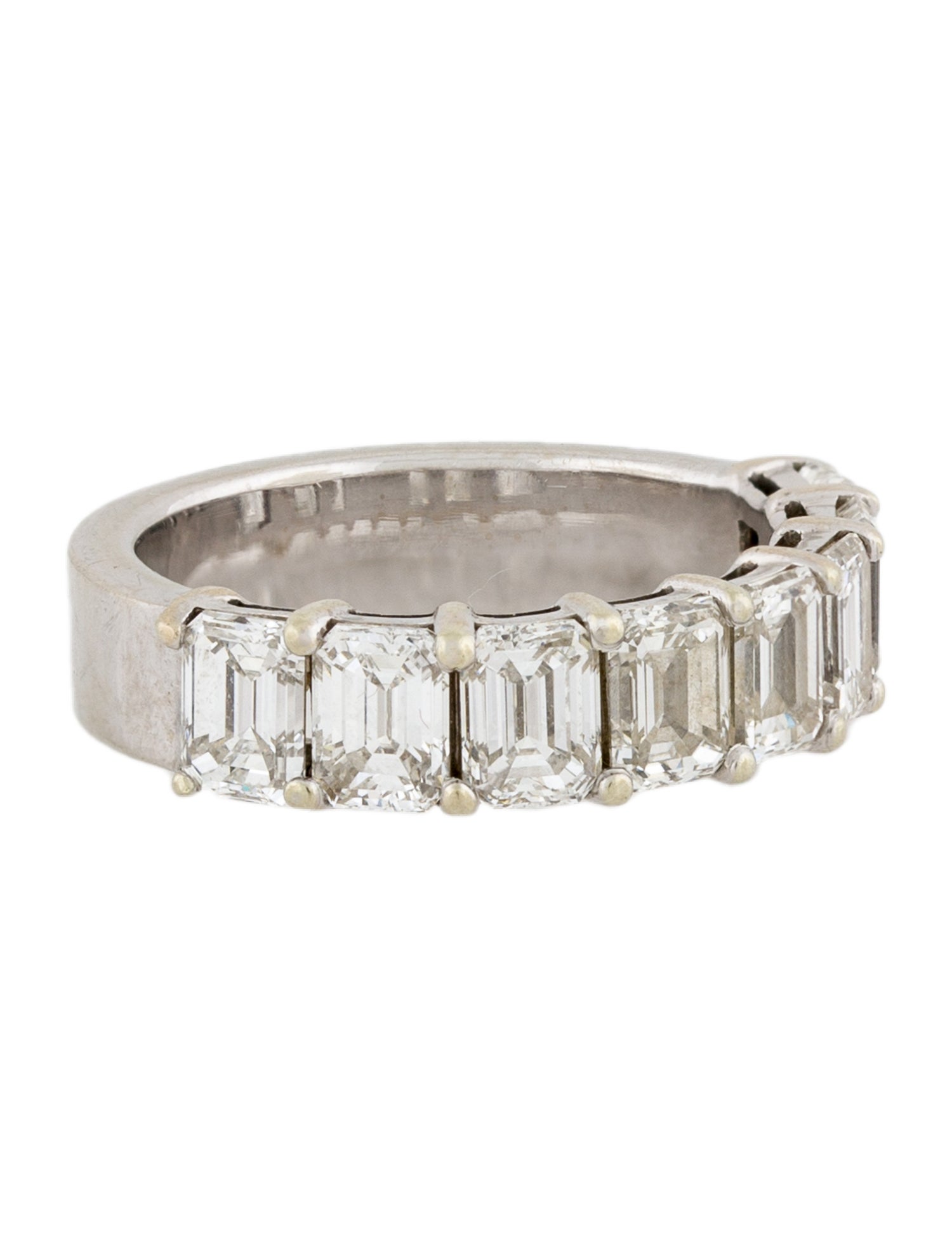 Ring 18K 3.09ctw Emerald Cut Diamond Band