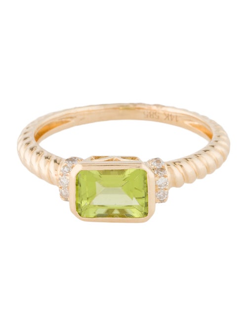 Ring 14K 1.20ct Peridot & Diamond Cocktail Ring