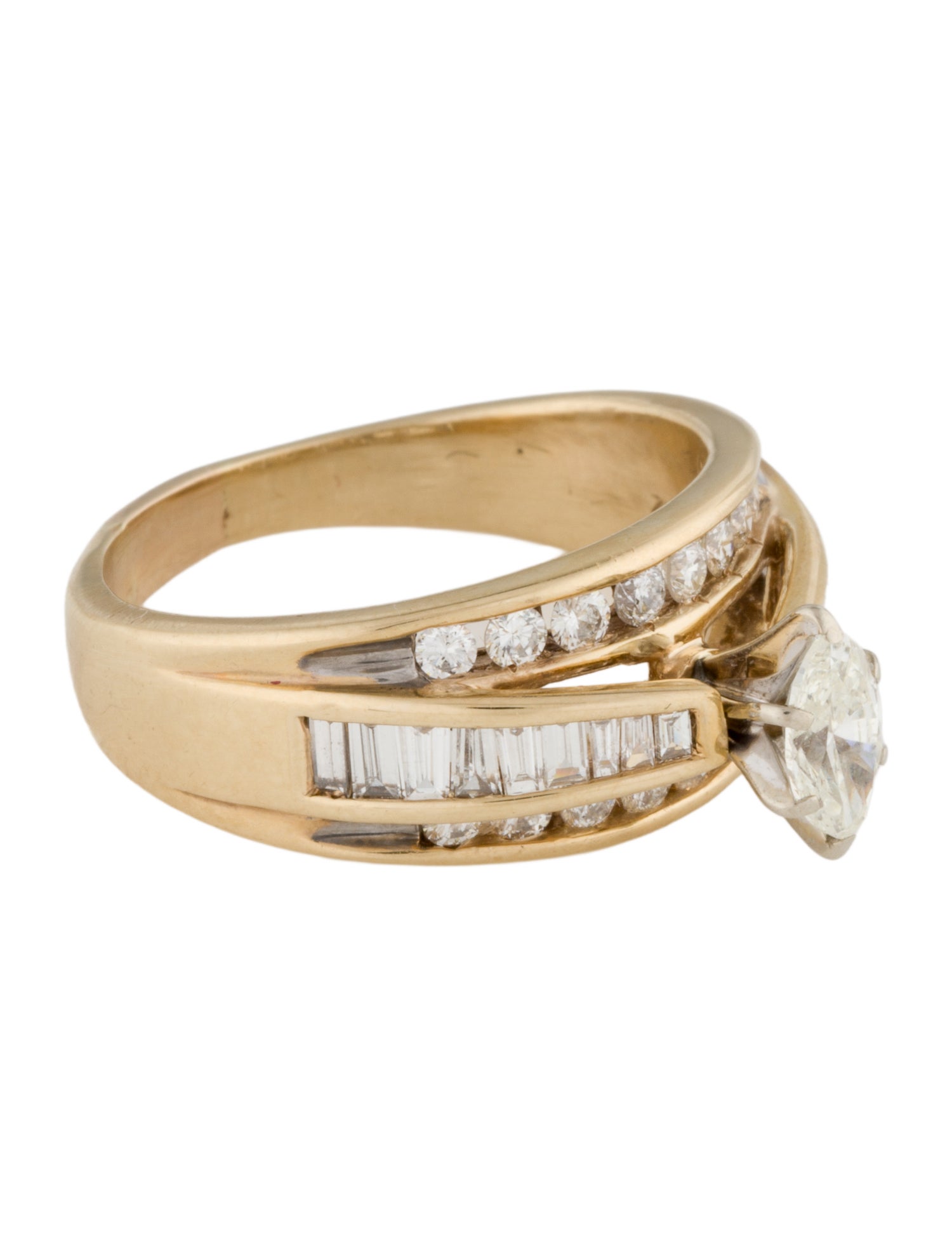 Ring 14K 1.68ctw Diamond Cocktail Ring