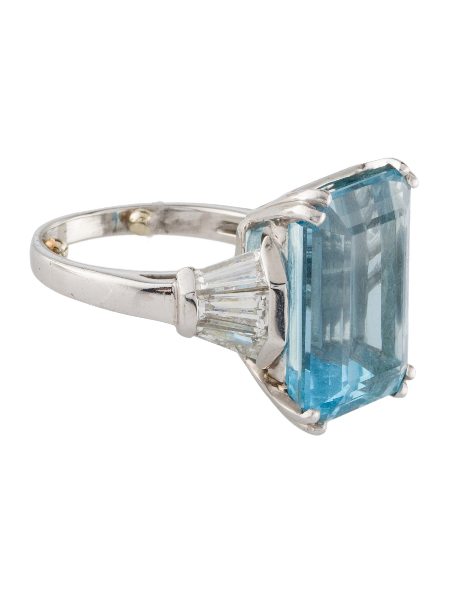 Ring Platinum 11.58ct Aquamarine & Diamond Cocktail