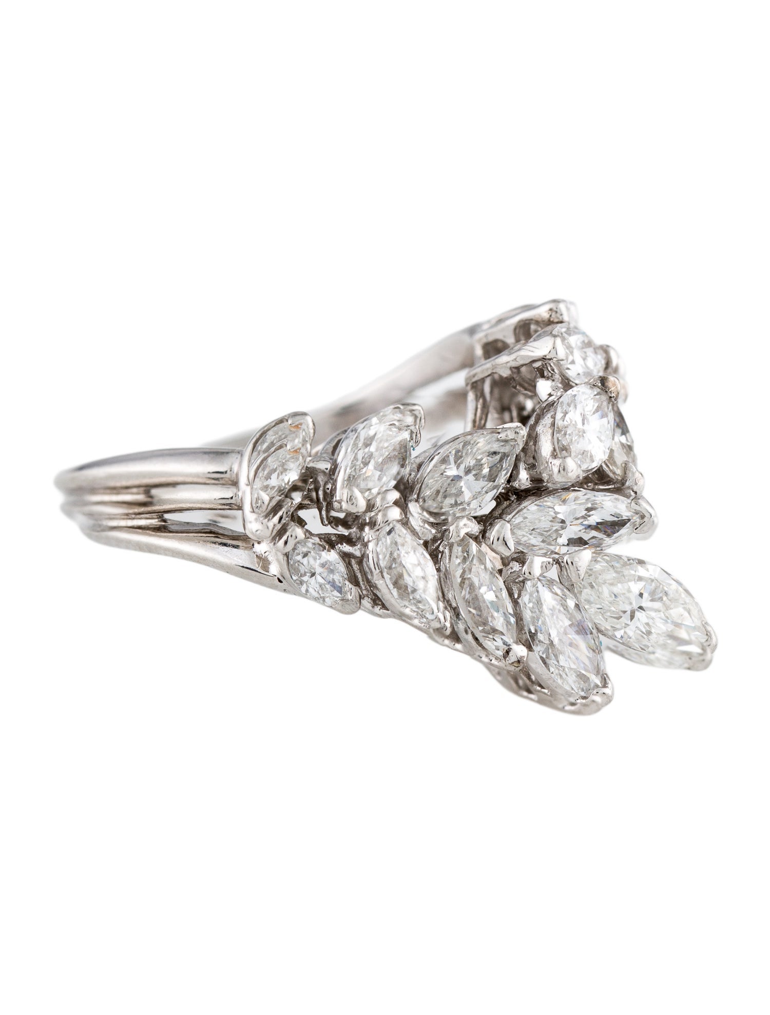 Ring Platinum 2.65ctw Diamond Cocktail