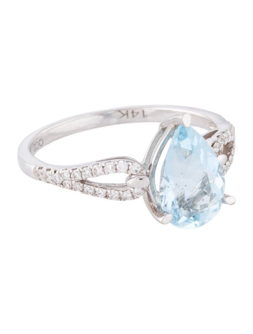 Ring 14K 1.67ct Aquamarine & Diamond Cocktail Ring