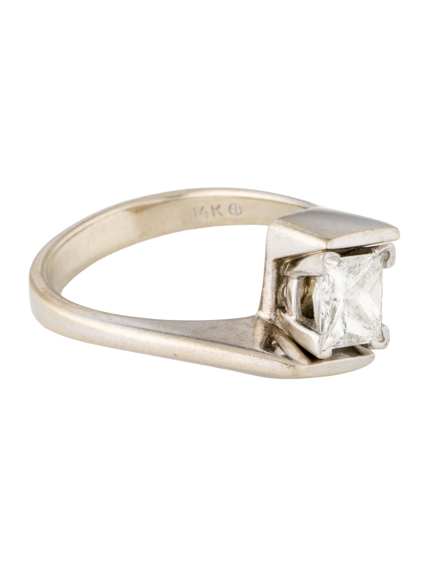 Ring 14K Diamond Cocktail