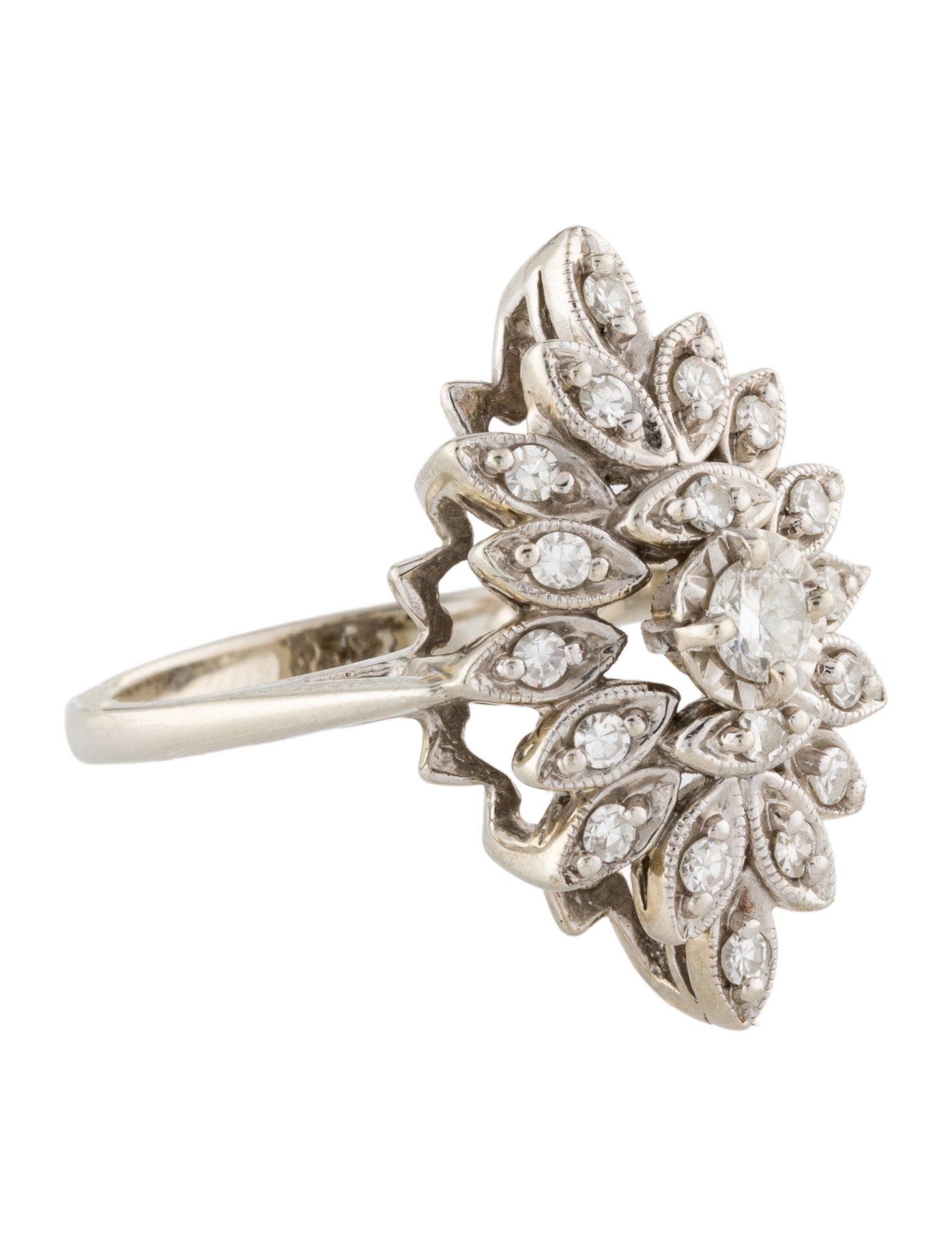 Ring 14K Diamond Cocktail