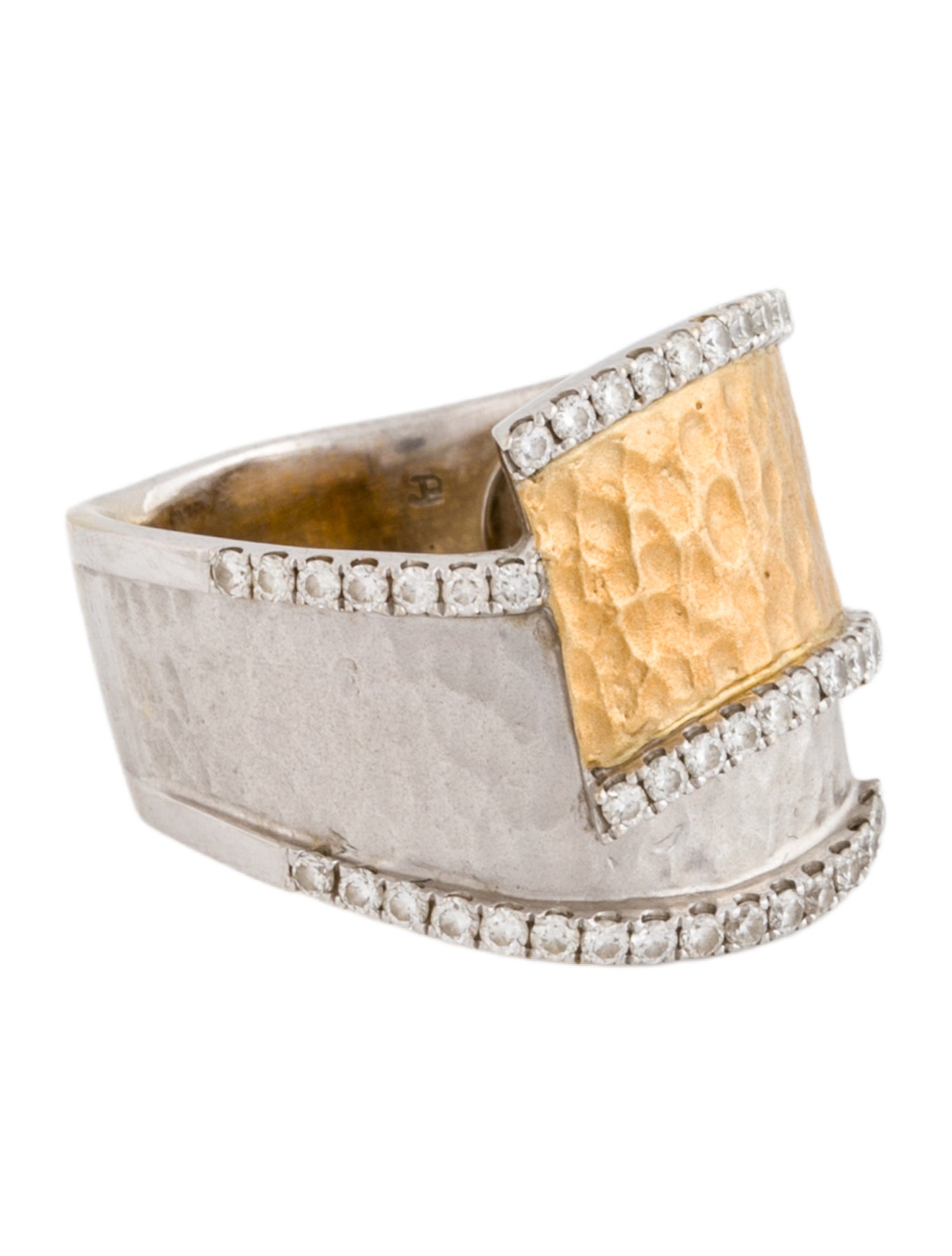 Ring 18K Diamond Hammered Band