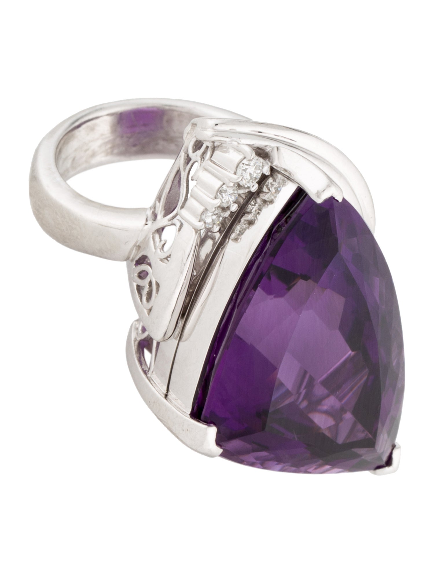 Ring Platinum Diamond & Amethyst Cocktail Ring