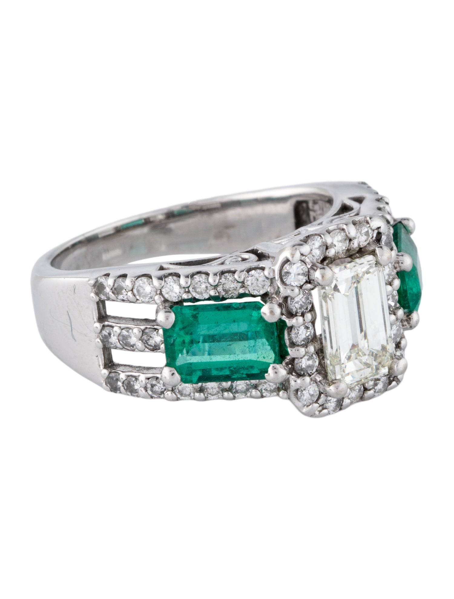 Ring 14K Diamond & Emerald