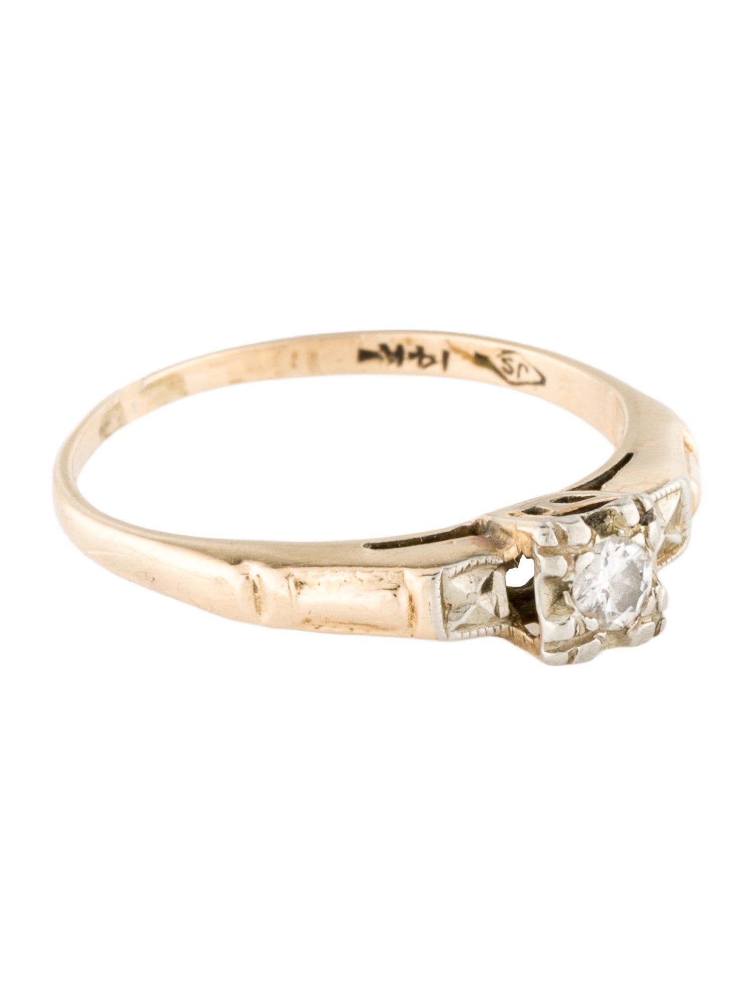 Ring 14K Diamond Ring