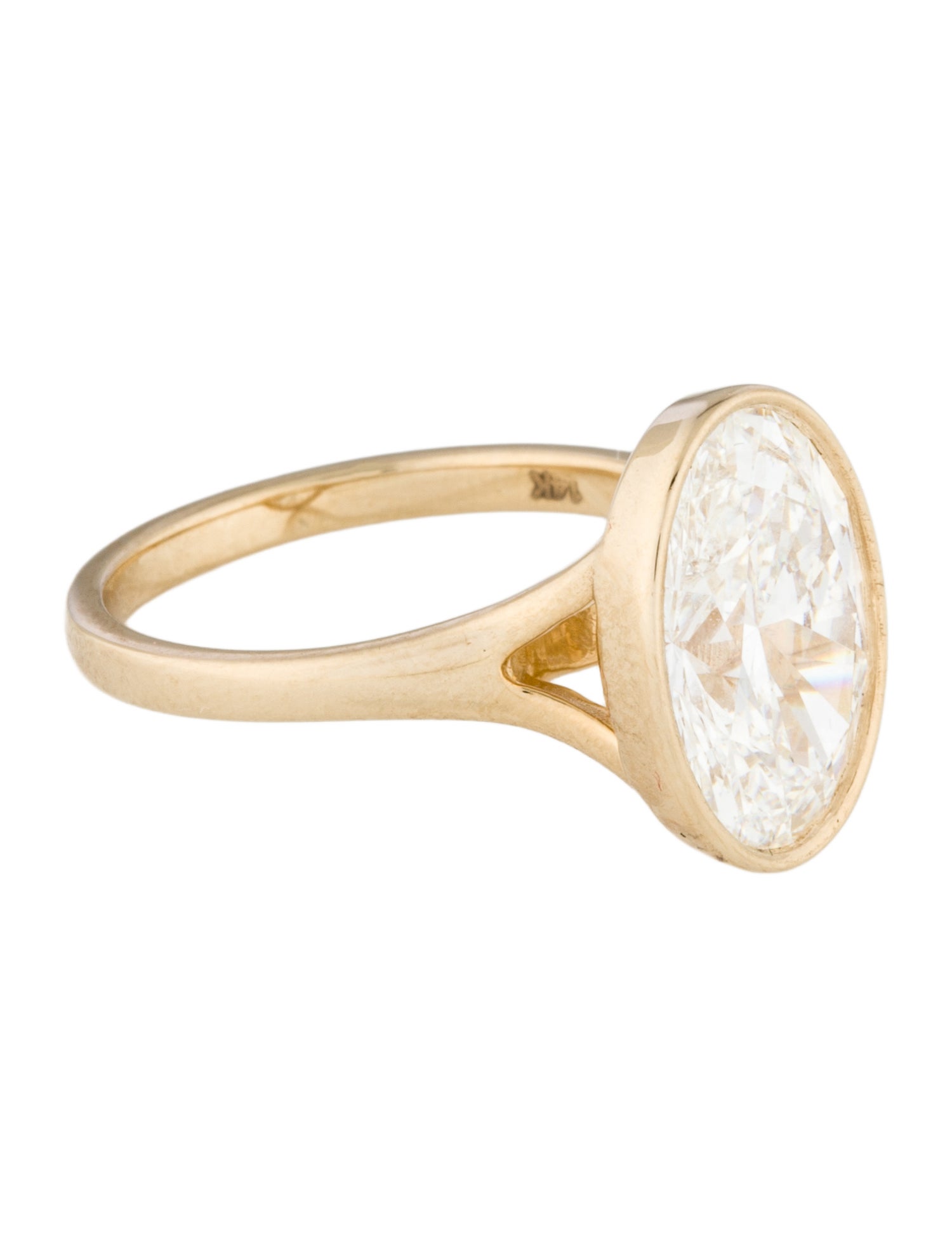 Ring 4.05 Lab-Grown Diamond Engagement