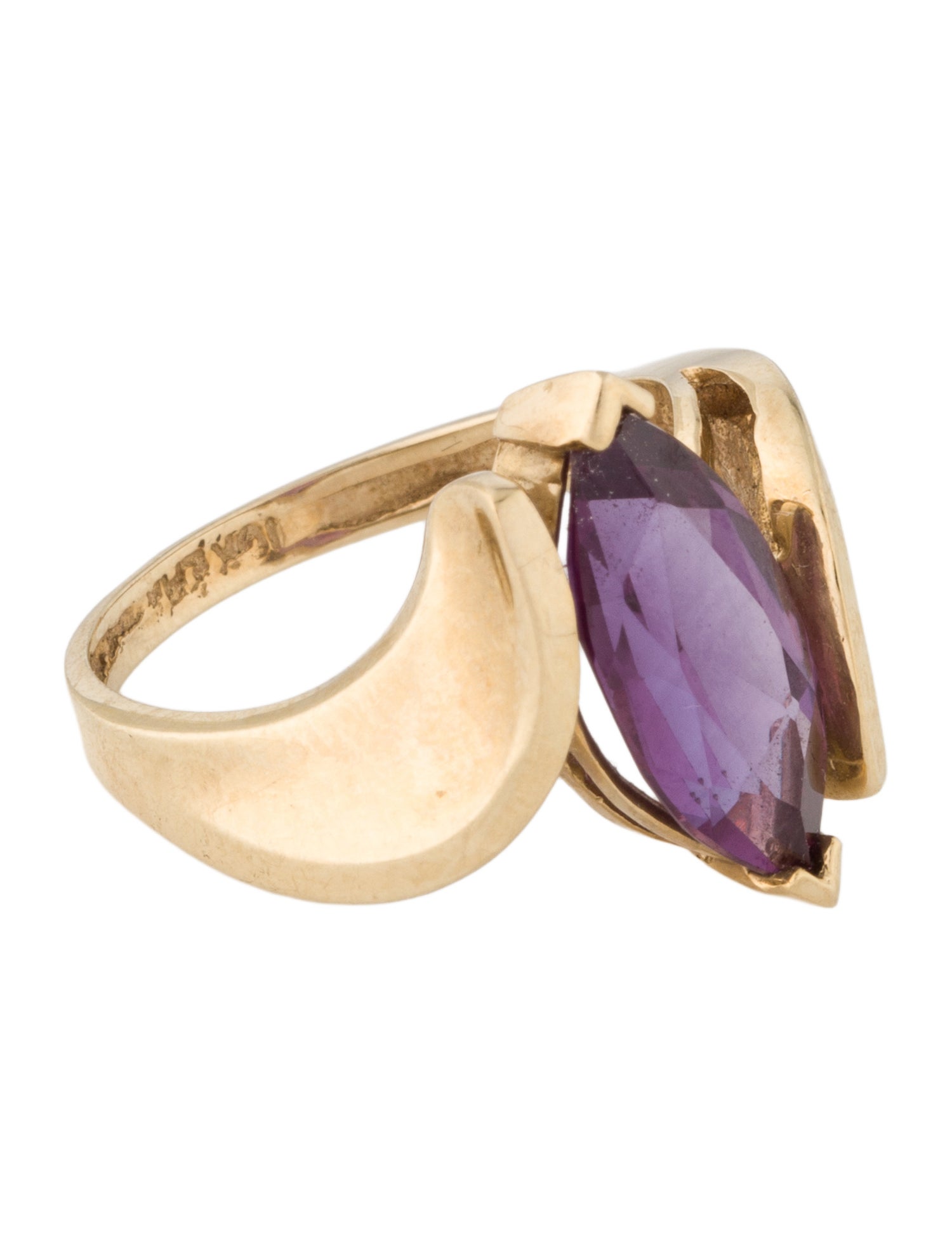 Ring 10K 3.37ct Synthetic Sapphire Cocktail