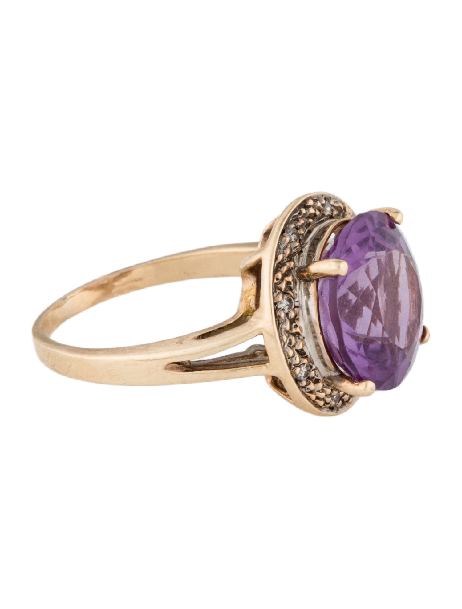 Ring 14K Amethyst & Diamond Cocktail