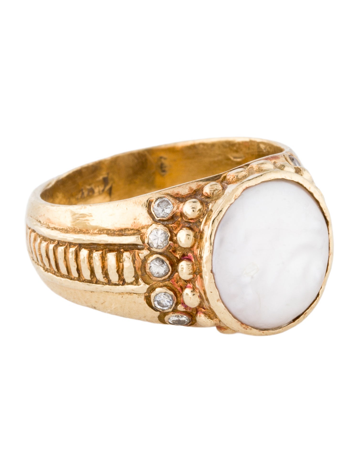 Ring 18K Pearl & Diamond Signet Ring