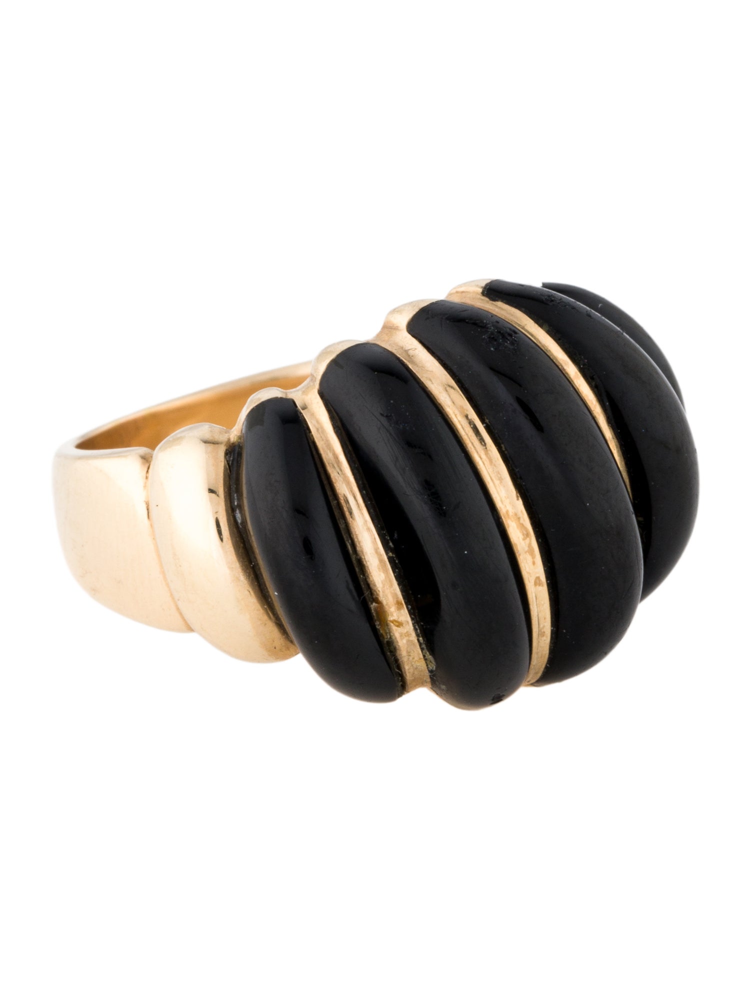 Ring 18K Ceramic Scalloped Dome