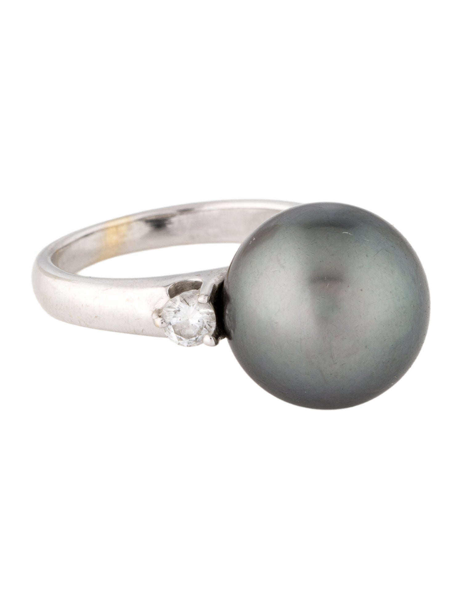 Ring 18K Pearl & Diamond Cocktail Ring