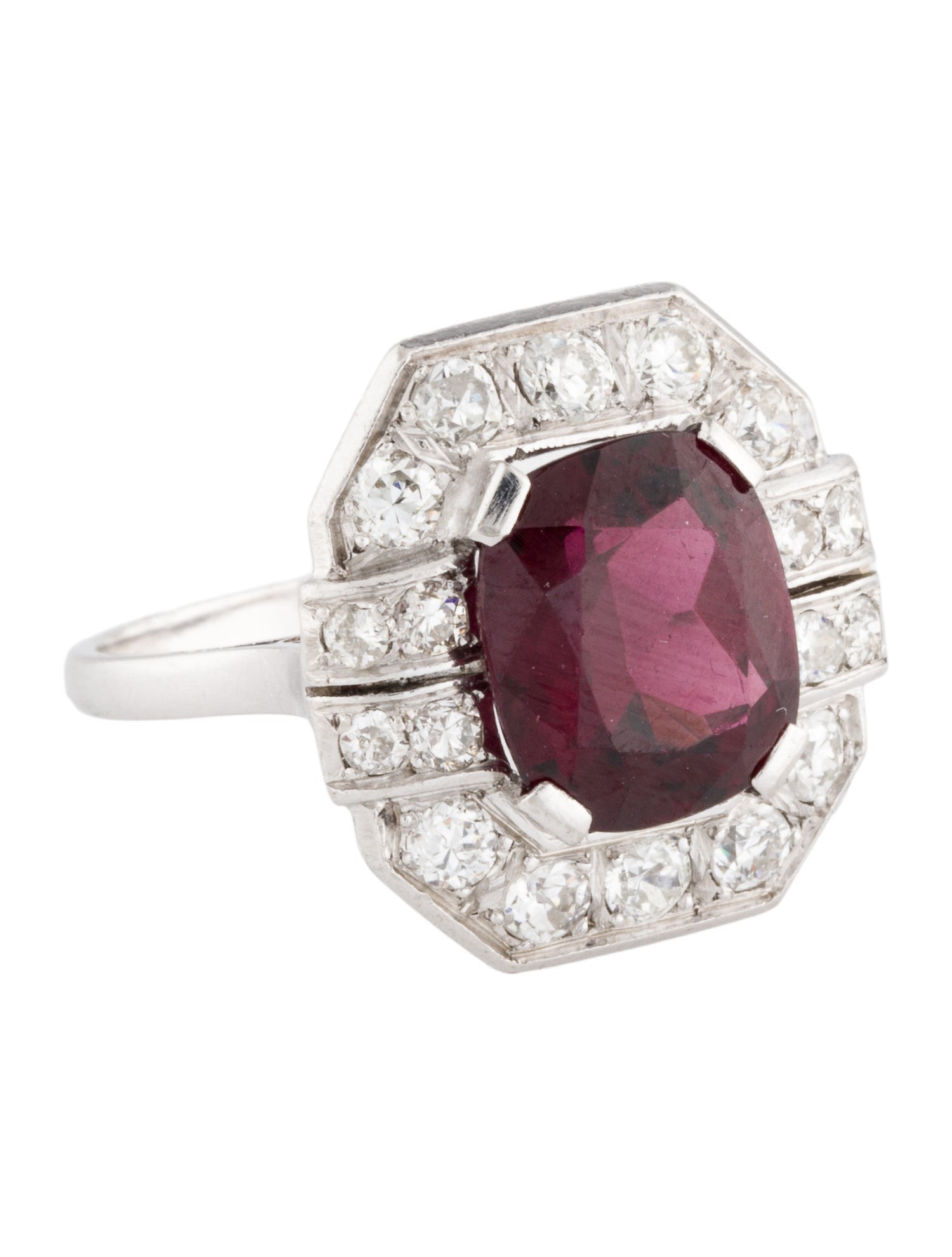 Ring Platinum 4.62ct Garnet & Diamond Cocktail Ring