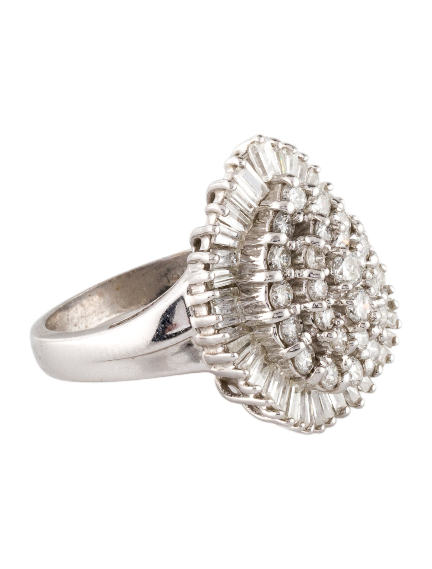 Ring 14K 2.94ctw Diamond Cluster Cocktail