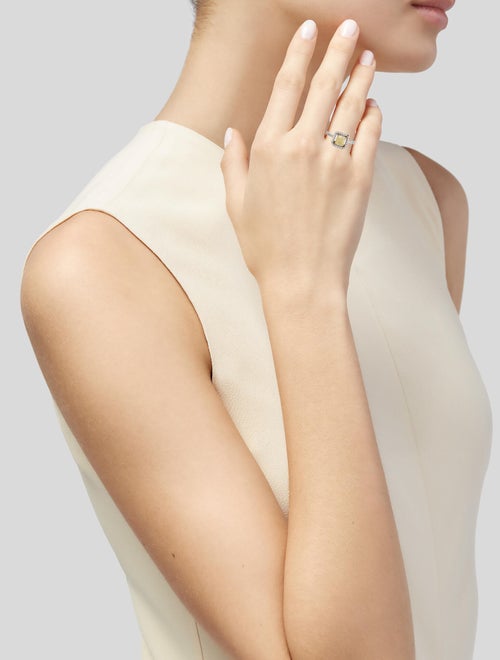 Ring 18K Diamond Engagement Ring