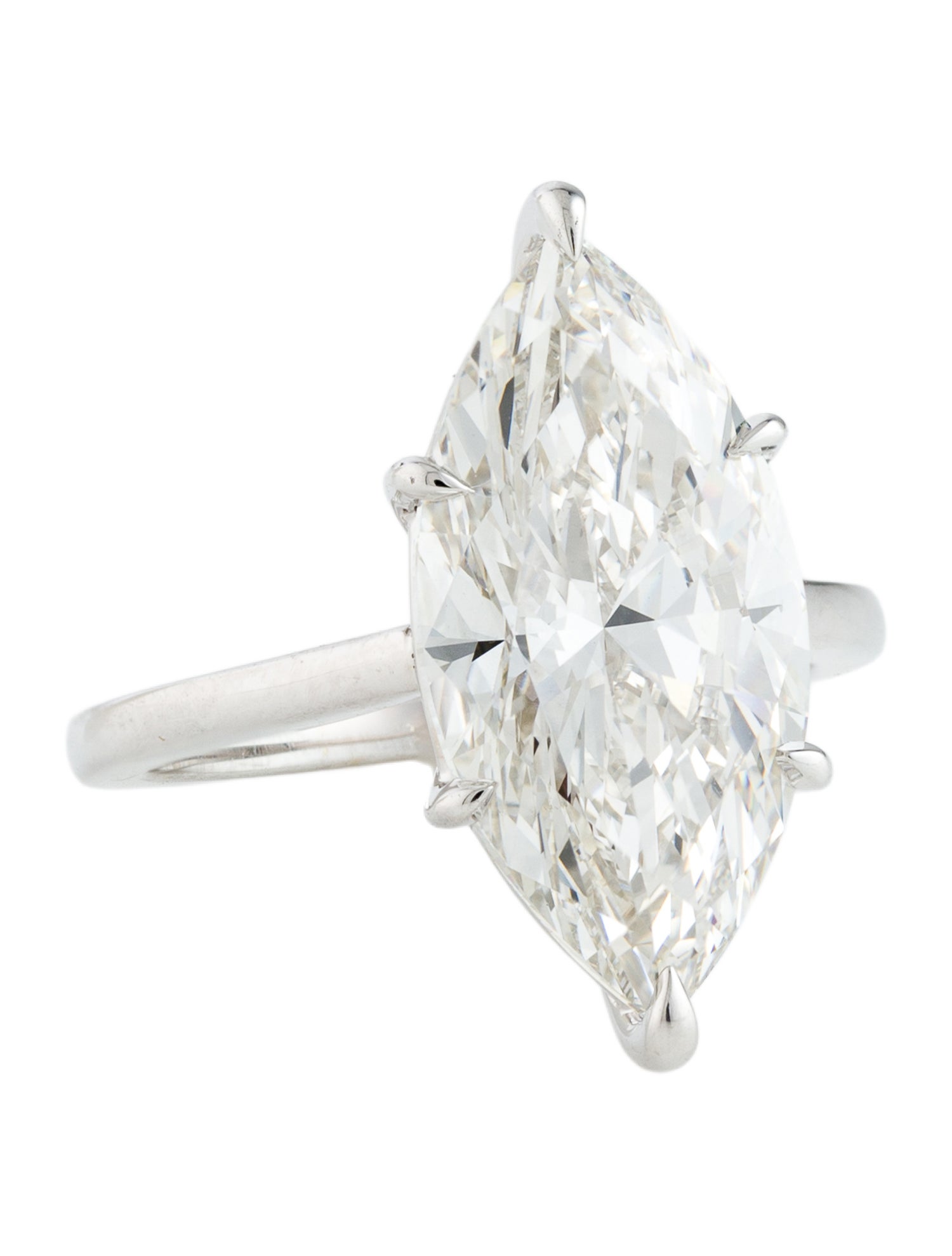 Ring 18K 7.04ct Lab-Grown Diamond Solitaire Engagement Ring